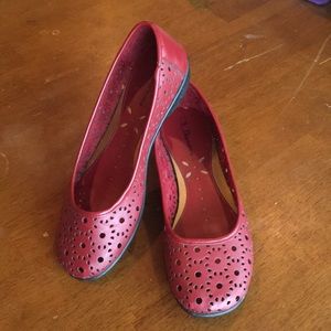 CL by Laundry Red Flats